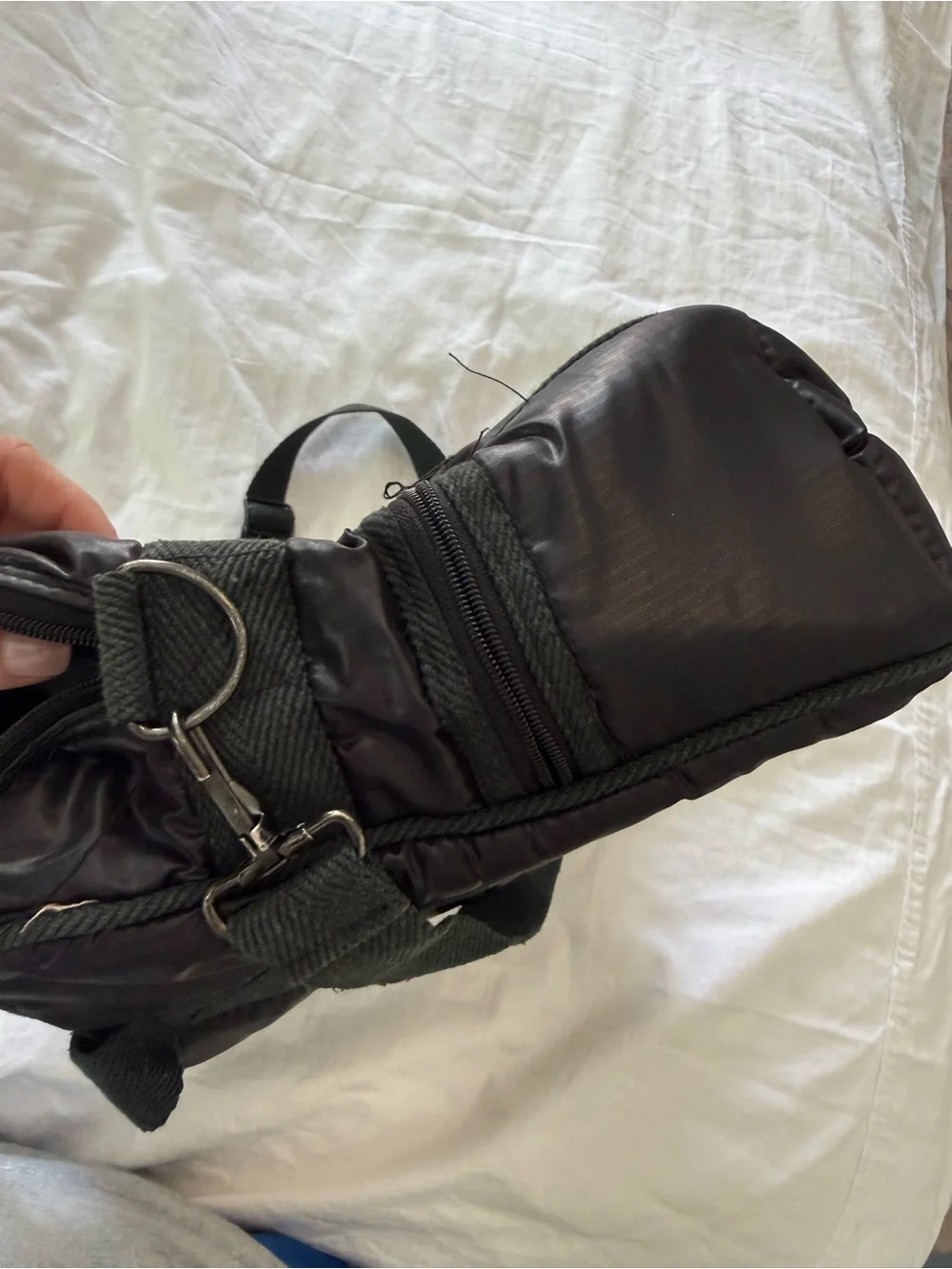 Vintage Black Men's Nylon Carry Gym Bag GUC 0821